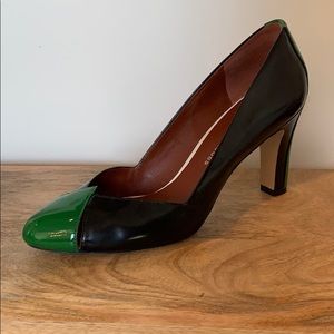 Black and Green cut out pump. Marc by Marc Jacobs